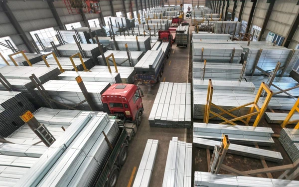 China Carbon Steel Pipe Manufacturers, Scaffolding Suppliers, Stainless ...